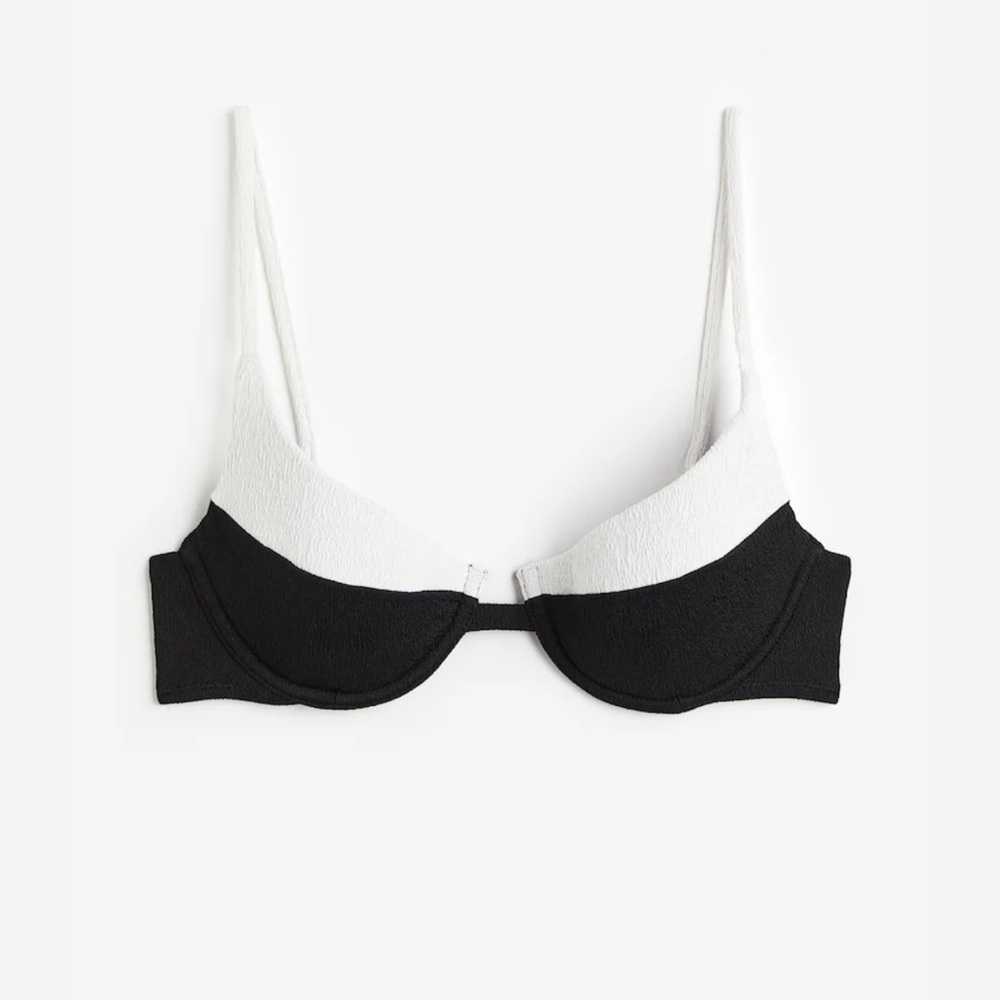NWT H&M Black and White Two Tone Bikini Top